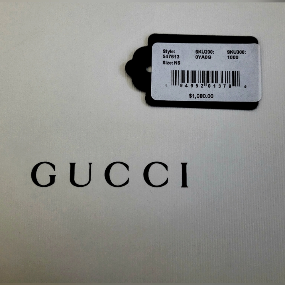 GUCCI ENVELOPE